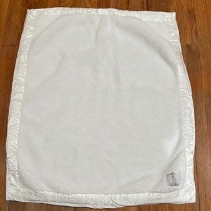 Little Giraffe White Baby Blanket